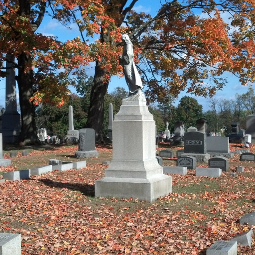 The Lewisburg Cemetery, Autumn